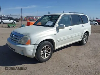 2005 Suzuki XL-7 LX with VIN JS3TX92V554106242, listed as a IAAI auction lot 41428710 with 204,513 mi miles. Bid and sale history available at carsss.com. Image 2.