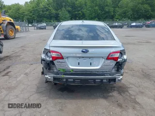 2019 Subaru Legacy Premium z VIN 4S3BNAF65K3034819, wystawiony jako IAAI lot #42456414 z przebiegiem 105 907 mil mil oraz . Historia ofert i sprzedaży dostępna na DreamBid. Obrazek 16.