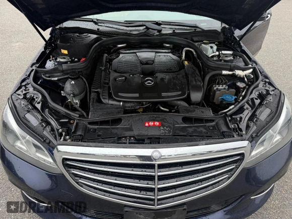 2014 Mercedes-Benz E 350 Luxury with VIN WDDHF8JB3EA885821, listed as a Copart auction lot 60853215 with 163,195 mi miles and Clean title. Bid and sale history available at DreamBid. Image 7.