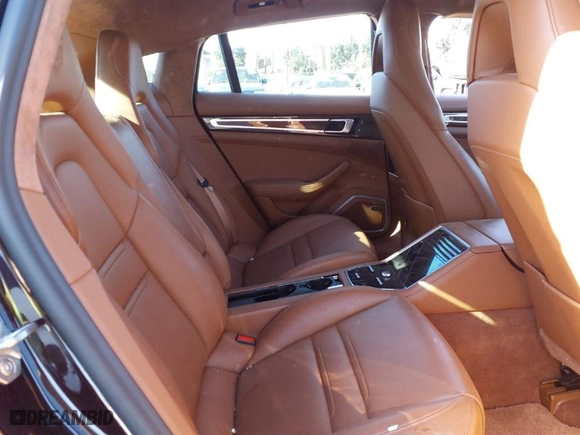 2022 Porsche Panamera with VIN WP0AJ2A73NL102133, listed as a IAAI auction lot 41047372 with 16,545 mi miles. Bid and sale history available at carsss.com. Image 8.