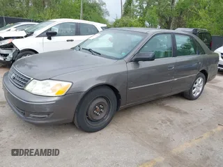 2003 Toyota Avalon XL with VIN 4T1BF28B53U285411, listed as a IAAI auction lot 42140722 with 282,407 mi miles and . Bid and sale history available at carsss.com. Image 2.