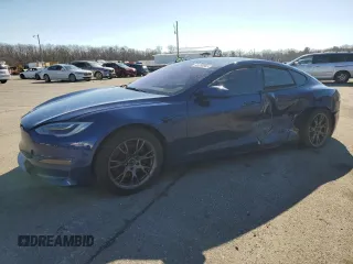 2022 Tesla Model S Plaid with VIN 5YJSA1E66NF462693, listed as a Copart auction lot 45350985 with Not Provided miles and Salvage Title. Bid and sale history available at carsss.com. Image 1.