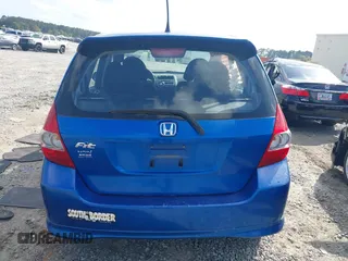 2007 Honda Fit Sport with VIN JHMGD386X7S029838, listed as a IAAI auction lot 41942513 with 141,612 mi miles. Bid and sale history available at carsss.com. Image 16.