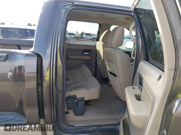 2007 Ford F-150 XLT with VIN 1FTRW02W07KC31390, listed as a IAAI auction lot 42337875 with 158,701 mi miles and . Bid and sale history available at DreamBid. Image 8.