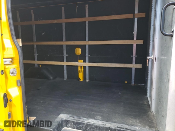 2021 Ford Transit Cargo z VIN 1FTBR1X87MKA53692, wystawiony jako Copart lot #60578005 z przebiegiem 86 989 mil mil oraz Czysty tytuł • Clean title. Historia ofert i sprzedaży dostępna na DreamBid. Obrazek 11.