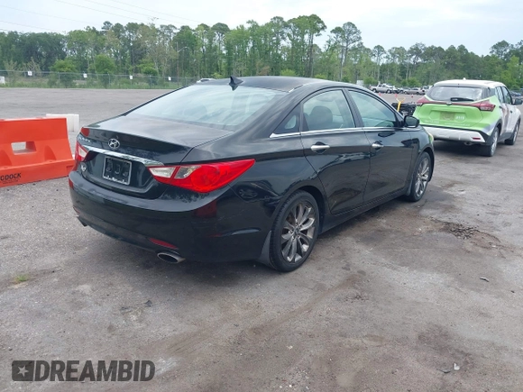 2011 Hyundai Sonata Limited with VIN 5NPEC4ACXBH305881, listed as a IAAI auction lot 42211431 with 148,387 mi miles and . Bid and sale history available at carsss.com. Image 4.