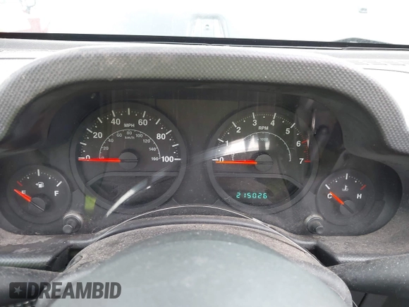 2008 Jeep Wrangler Unlimited X with VIN 1J4GA39138L641138, listed as a IAAI auction lot 41986230 with 215,026 mi miles. Bid and sale history available at carsss.com. Image 7.