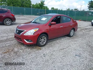 2018 Nissan Versa SV z VIN 3N1CN7AP3JL867399, wystawiony jako IAAI lot #42241378 z przebiegiem 144 219 mil mil oraz . Historia ofert i sprzedaży dostępna na DreamBid. Obrazek 2.