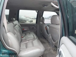 1996 Chevrolet Tahoe with VIN 1GNEK13R1TJ388054, listed as a IAAI auction lot 41368047 with 155,138 mi miles. Bid and sale history available at carsss.com. Image 8.