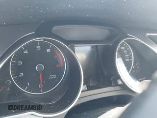 2013 Audi A5 Premium Plus z VIN WAULFAFR4DA000796, wystawiony jako IAAI lot #41970171 z przebiegiem Nie podano mil oraz . Historia ofert i sprzedaży dostępna na DreamBid. Obrazek 7.