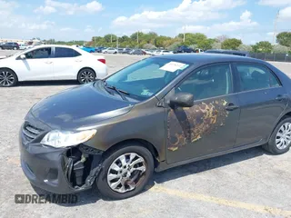 2013 Toyota Corolla L with VIN 2T1BU4EE7DC049698, listed as a IAAI auction lot 41978393 with 48,901 mi miles. Bid and sale history available at carsss.com. Image 6.