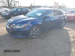 2017 Nissan Altima S z VIN 1N4AL3AP2HN311779, wystawiony jako IAAI lot #41705941 z przebiegiem 46 649 mil mil oraz . Historia ofert i sprzedaży dostępna na DreamBid. Obrazek 18.
