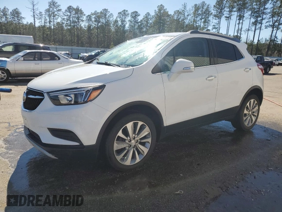 2017 Buick Encore Preferred z VIN KL4CJASB5HB171304, wystawiony jako Copart lot #47960335 z przebiegiem 67 669 mil mil oraz Szkoda całkowita • Salvage title. Historia ofert i sprzedaży dostępna na DreamBid. Obrazek 1.
