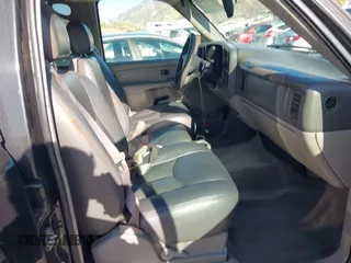 2006 Chevrolet Tahoe LS with VIN 1GNEC13V16R109010, listed as a IAAI auction lot 41516326 with 116,024 mi miles and . Bid and sale history available at DreamBid. Image 5.