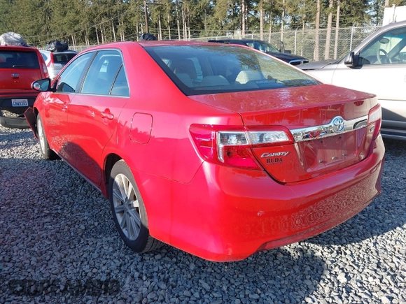 2014 Toyota Camry L with VIN 4T4BF1FK7ER356016, listed as a IAAI auction lot 41997772 with 124,962 mi miles. Bid and sale history available at carsss.com. Image 3.