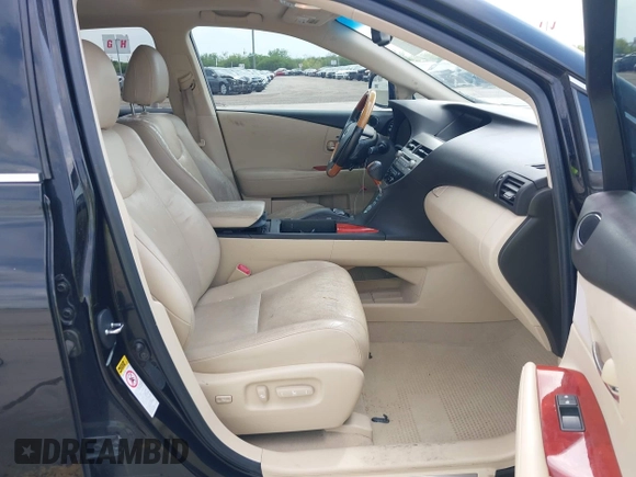 2010 Lexus RX 350 z VIN 2T2ZK1BA1AC030236, wystawiony jako IAAI lot #42073811 z przebiegiem 123 626 mil mil oraz . Historia ofert i sprzedaży dostępna na DreamBid. Obrazek 5.