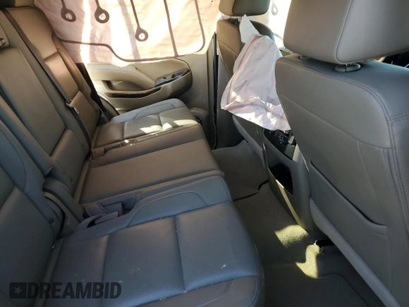 2017 GMC Yukon SLT with VIN 1GKS1BKC5HR337672, listed as a Copart auction lot 88647345 with 121,648 mi miles and Salvage Title. Bid and sale history available at carsss.com. Image 12.