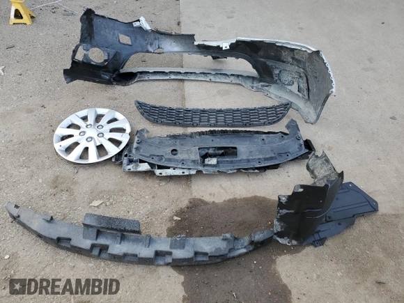 2017 Nissan Sentra SV z VIN 3N1AB7AP4HL698746, wystawiony jako Copart lot #84210594 z przebiegiem 150 673 mil mil oraz Szkoda całkowita • Salvage title. Historia ofert i sprzedaży dostępna na DreamBid. Obrazek 12.