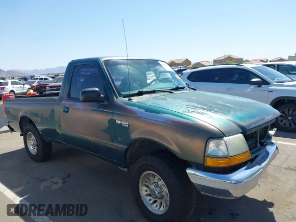 1999 Ford Ranger XL z VIN 1FTYR10V0XPA61389, wystawiony jako IAAI lot #42282825 z przebiegiem 235 720 mil mil oraz . Historia ofert i sprzedaży dostępna na DreamBid. Obrazek 1.