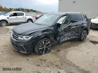 2022 Volkswagen Tiguan SEL R-Line with VIN 3VV4B7AX7NM057298, listed as a Copart auction lot 76698324 with 44,913 mi miles and Salvage Title. Bid and sale history available at carsss.com. Image 1.