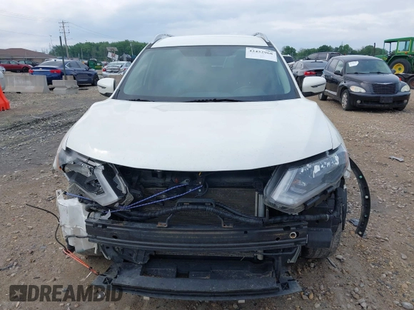 2017 Nissan Rogue SL with VIN JN8AT2MT9HW384613, listed as a IAAI auction lot 42452968 with 231,304 mi miles and . Bid and sale history available at DreamBid. Image 13.