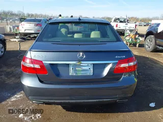 2011 Mercedes-Benz E 550 Luxury with VIN WDDHF9AB1BA506493, listed as a IAAI auction lot 41983216 with 106,071 mi miles and . Bid and sale history available at DreamBid. Image 17.