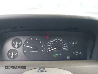 2002 Jeep Grand Cherokee Laredo with VIN 1J4GW48S92C150162, listed as a IAAI auction lot 42471732 with 171,677 mi miles and . Bid and sale history available at DreamBid. Image 7.