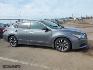 2017 Nissan Altima 2.5 SV with VIN 1N4AL3AP0HC123211, listed as a IAAI auction lot 41842162 with 106,389 mi miles. Bid and sale history available at carsss.com. Image 13.