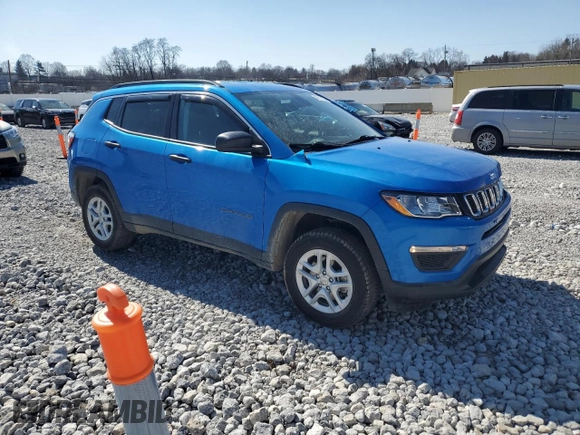 2021 Jeep Compass Sport z VIN 3C4NJDAB0MT573953, wystawiony jako Copart lot #48117185 z przebiegiem 47 329 mil mil oraz Szkoda całkowita • Salvage title. Historia ofert i sprzedaży dostępna na DreamBid. Obrazek 4.