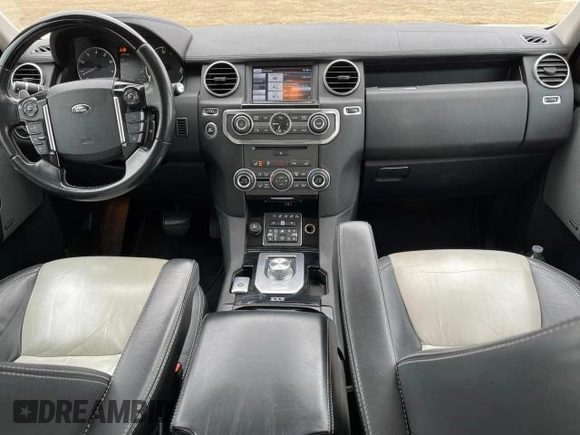2014 Land Rover LR4 Lux with VIN SALAK2V65EA725790, listed as a Copart auction lot 44843925 with 116,793 mi miles and Clean title. Bid and sale history available at DreamBid. Image 9.