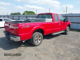 2012 Ford F-250 XL z VIN 1FT7X2B64CED14314, wystawiony jako IAAI lot #42059427 z przebiegiem 126 231 mil mil oraz . Historia ofert i sprzedaży dostępna na DreamBid. Obrazek 4.