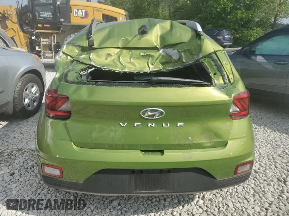 2024 Hyundai Venue Limited z VIN KMHRC8A32RU333503, wystawiony jako Copart lot #58021835 z przebiegiem 7 292 mil mil oraz Szkoda całkowita • Salvage title. Historia ofert i sprzedaży dostępna na DreamBid. Obrazek 6.