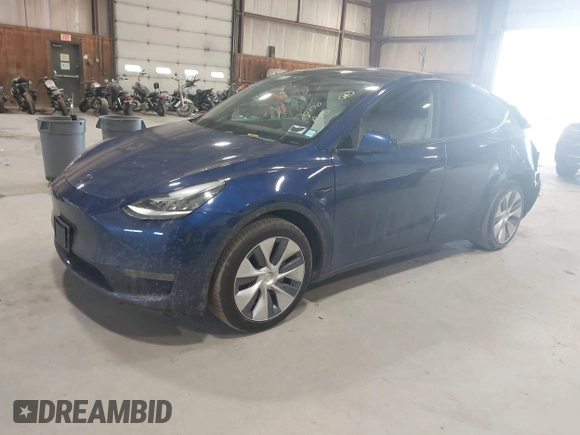 2021 Tesla Model Y Long Range with VIN 5YJYGDEE7MF066269, listed as a IAAI auction lot 42170970 with 70,170 mi miles. Bid and sale history available at carsss.com. Image 22.