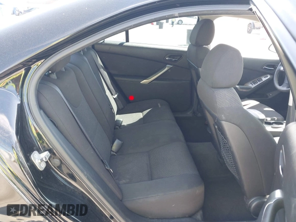 2006 Pontiac G6 6-Cyl with VIN 1G2ZG558964261910, listed as a IAAI auction lot 42028627 with 149,703 mi miles. Bid and sale history available at carsss.com. Image 8.