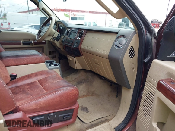 2008 Ford F-250 XL z VIN 1FTSW21Y98EA78766, wystawiony jako IAAI lot #41809995 z przebiegiem 291 702 mil mil oraz . Historia ofert i sprzedaży dostępna na DreamBid. Obrazek 5.