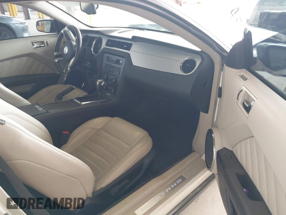2011 Ford Mustang V6 with VIN 1ZVBP8AMXB5109458, listed as a IAAI auction lot 42565392 with 154,710 mi miles and . Bid and sale history available at DreamBid. Image 5.