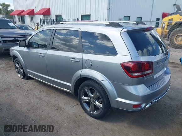 2017 Dodge Journey Crossroad Plus z VIN 3C4PDCGB7HT617499, wystawiony jako IAAI lot #42531173 z przebiegiem 176 182 mil mil oraz . Historia ofert i sprzedaży dostępna na DreamBid. Obrazek 3.