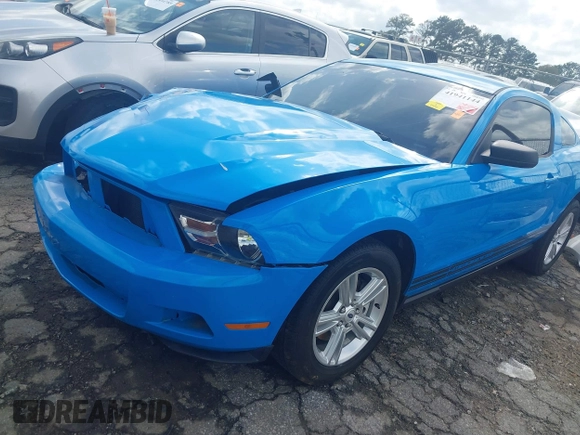2011 Ford Mustang V6 with VIN 1ZVBP8AM7B5140537, listed as a IAAI auction lot 41941144 with 109,573 mi miles and . Bid and sale history available at carsss.com. Image 2.