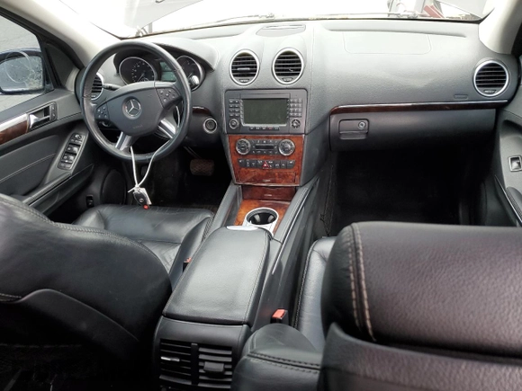 2008 Mercedes-Benz GL-Class 5.5L with VIN 4JGBF86E18A368018, listed as a Copart auction lot 61105824 with 105,721 mi miles and Salvage Title. Bid and sale history available at carsss.com. Image 8.