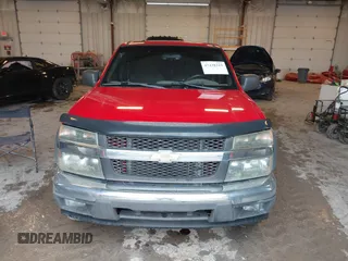 2007 Chevrolet Colorado 1LT z VIN 1GCDT13E678252966, wystawiony jako IAAI lot #42438219 z przebiegiem 205 731 mil mil oraz . Historia ofert i sprzedaży dostępna na DreamBid. Obrazek 6.