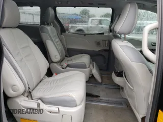 2011 Toyota Sienna XLE AAS с VIN 5TDYK3DC9BS167055, выставлен на аукционе Copart как лот 58291765 с пробегом 88 235 миль миль и Чистый • Clean title. История ставок и продаж доступна на DreamBid. Изображение 11.