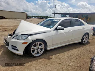 2012 Mercedes-Benz E 350 Luxury with VIN WDDHF5KB8CA634027, listed as a Copart auction lot 61029405 with 162,206 mi miles and Salvage title. Bid and sale history available at DreamBid. Image 1.