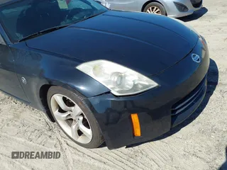 2006 Nissan 350Z Touring with VIN JN1AZ36A46M480186, listed as a IAAI auction lot 41663579 with 114,176 mi miles. Bid and sale history available at carsss.com. Image 6.