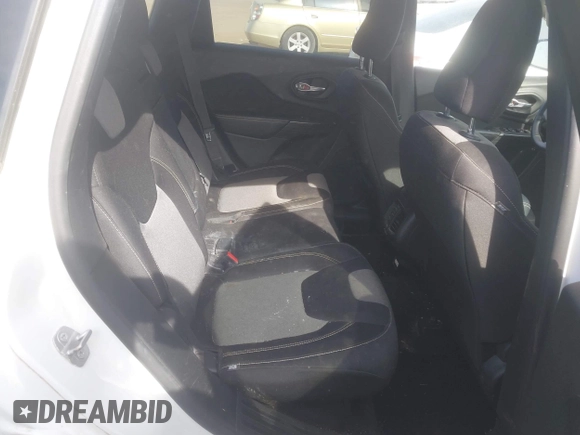2014 Jeep Cherokee Latitude with VIN 1C4PJMCS7EW298115, listed as a IAAI auction lot 41605052 with 184,773 mi miles and . Bid and sale history available at DreamBid. Image 8.