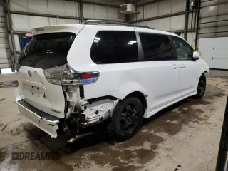 2012 Toyota Sienna SE with VIN 5TDXK3DC1CS206007, listed as a Copart auction lot 58061195 with 166,465 mi miles and Clean title. Bid and sale history available at DreamBid. Image 3.