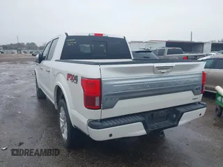 2018 Ford F-150 XL z VIN 1FTEW1EG8JFD27888, wystawiony jako IAAI lot #41143331 z przebiegiem 95 448 mil mil oraz . Historia ofert i sprzedaży dostępna na DreamBid. Obrazek 3.