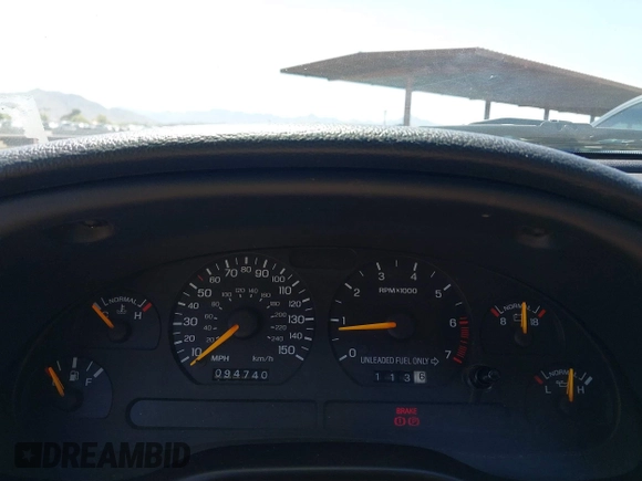 1994 Ford Mustang z VIN 1FALP45T3RF184322, wystawiony jako IAAI lot #41989883 z przebiegiem 94 740 mil mil oraz . Historia ofert i sprzedaży dostępna na DreamBid. Obrazek 7.