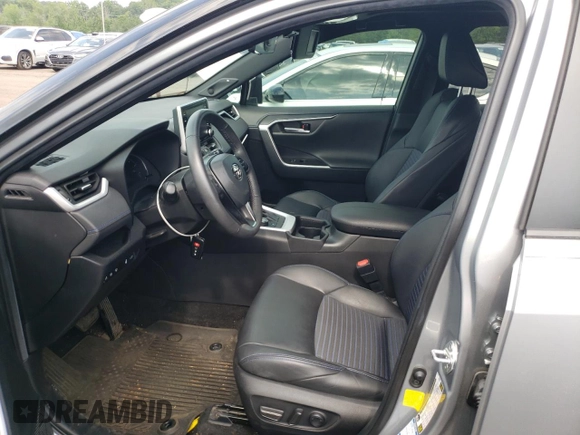 2021 Toyota RAV4 Hybrid XSE with VIN 4T3E6RFVXMU039871, listed as a Copart auction lot 61654295 with 30,775 mi miles and Salvage title. Bid and sale history available at DreamBid. Image 7.