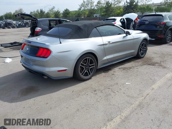 2020 Ford Mustang EcoBoost z VIN 1FATP8UH6L5131602, wystawiony jako IAAI lot #42228919 z przebiegiem 82 807 mil mil oraz . Historia ofert i sprzedaży dostępna na DreamBid. Obrazek 4.