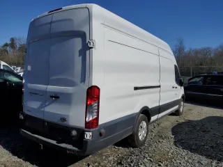 2015 Ford Transit Cargo z VIN 1FTSW3XG0FKA15719, wystawiony jako Copart lot #46197565 z przebiegiem 59 662 mil mil oraz Tytuł czysty. Historia ofert i sprzedaży dostępna na DreamBid. Obrazek 3.